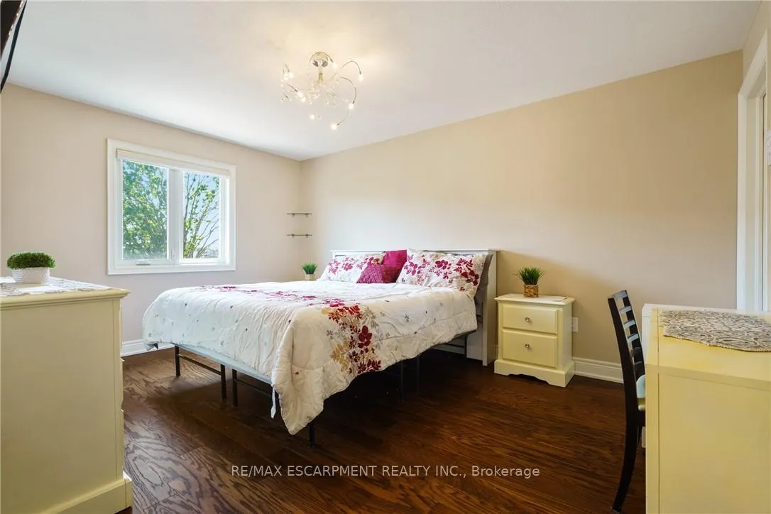 Photo 22 of 8952 Black Forest Crescent, Niagara Falls, Forestview — HOMEH