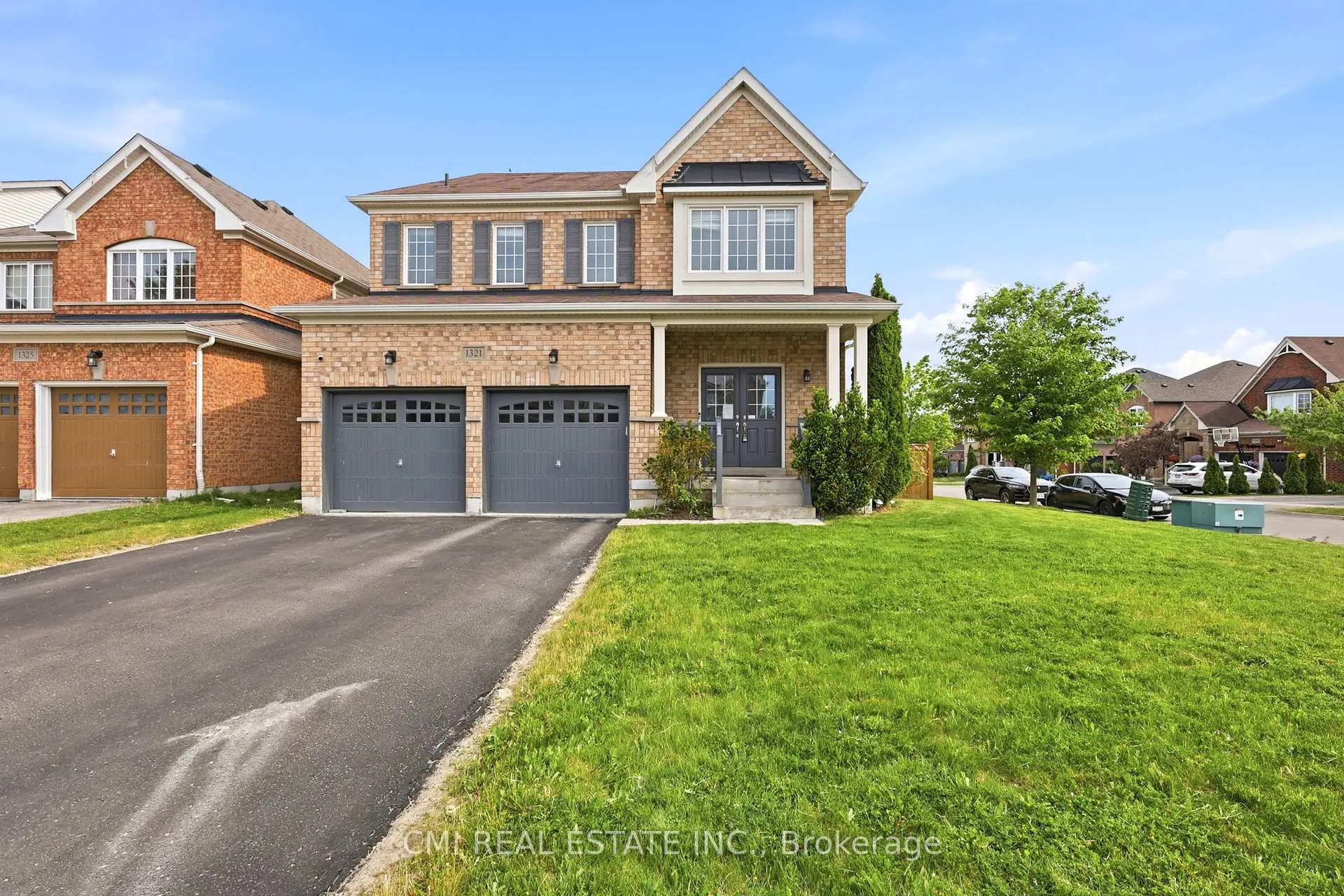 Photo 2 of 1321 Kenmark Avenue, Oshawa, Taunton — HOMEH