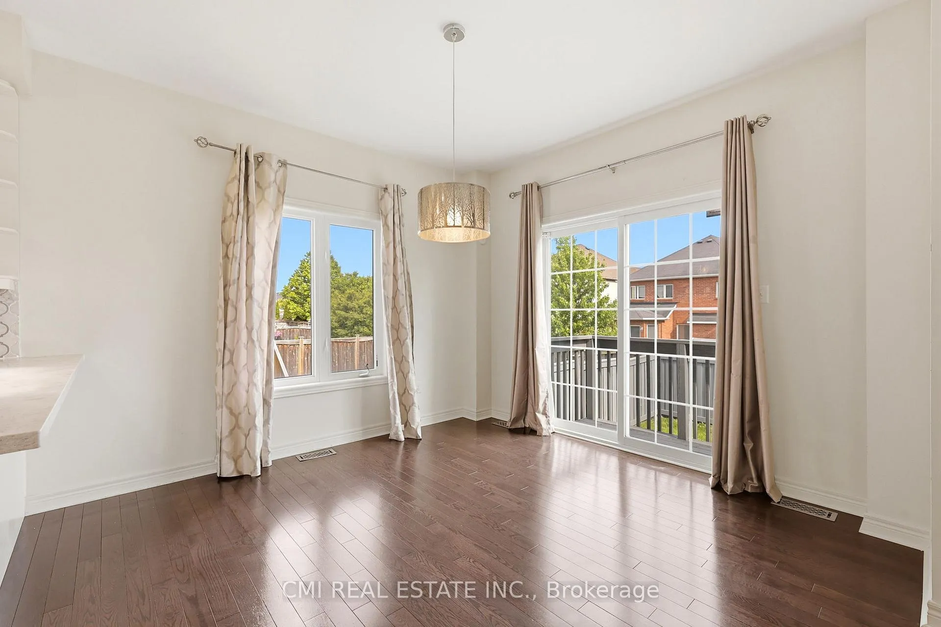 Photo 15 of 1321 Kenmark Avenue, Oshawa, Taunton — HOMEH