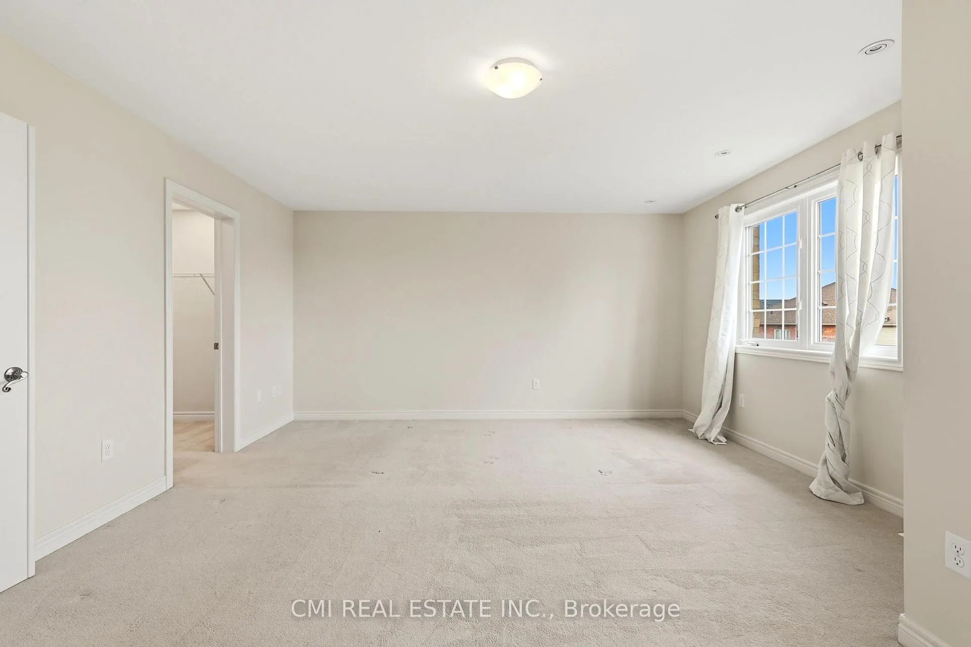 Photo 17 of 1321 Kenmark Avenue, Oshawa, Taunton — HOMEH