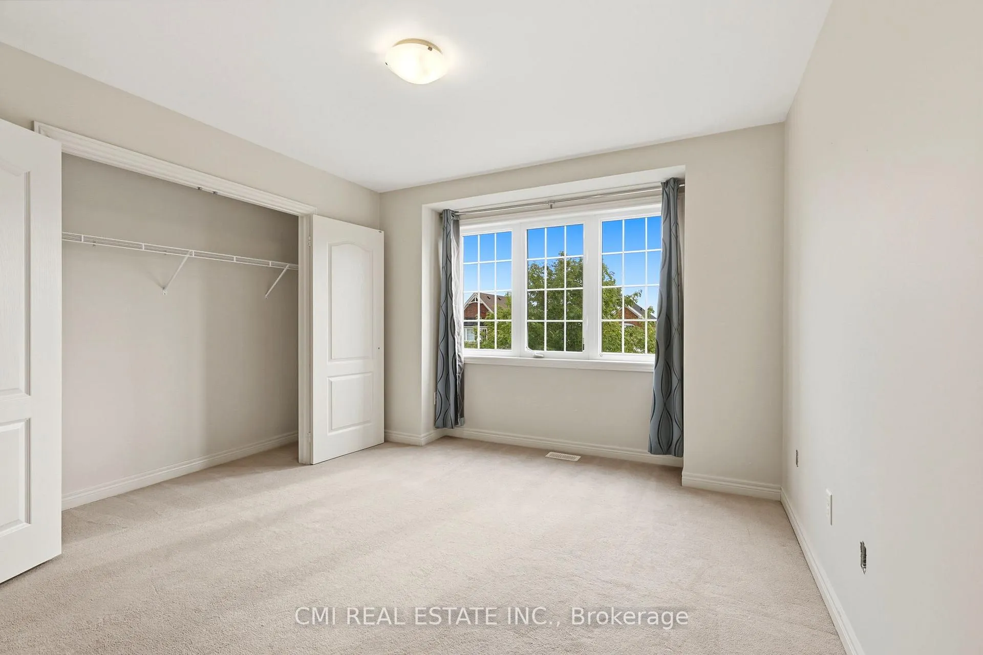 Photo 24 of 1321 Kenmark Avenue, Oshawa, Taunton — HOMEH