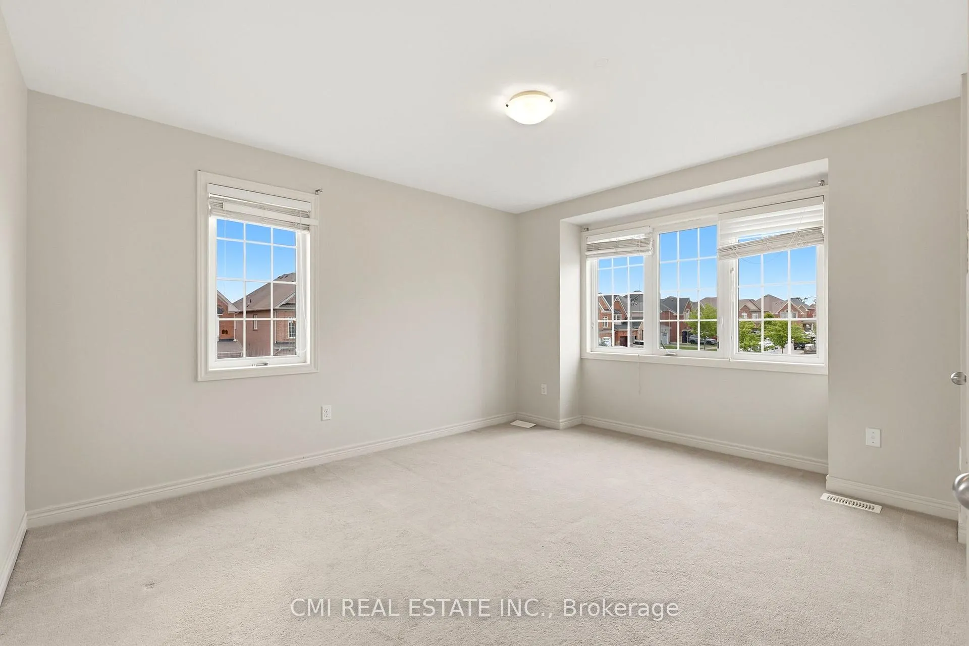 Photo 26 of 1321 Kenmark Avenue, Oshawa, Taunton — HOMEH