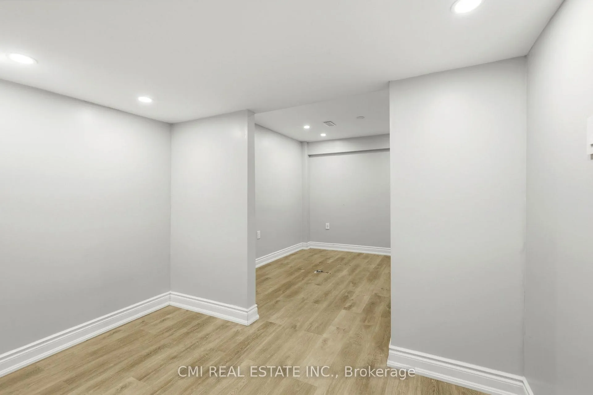 Photo 31 of 1321 Kenmark Avenue, Oshawa, Taunton — HOMEH