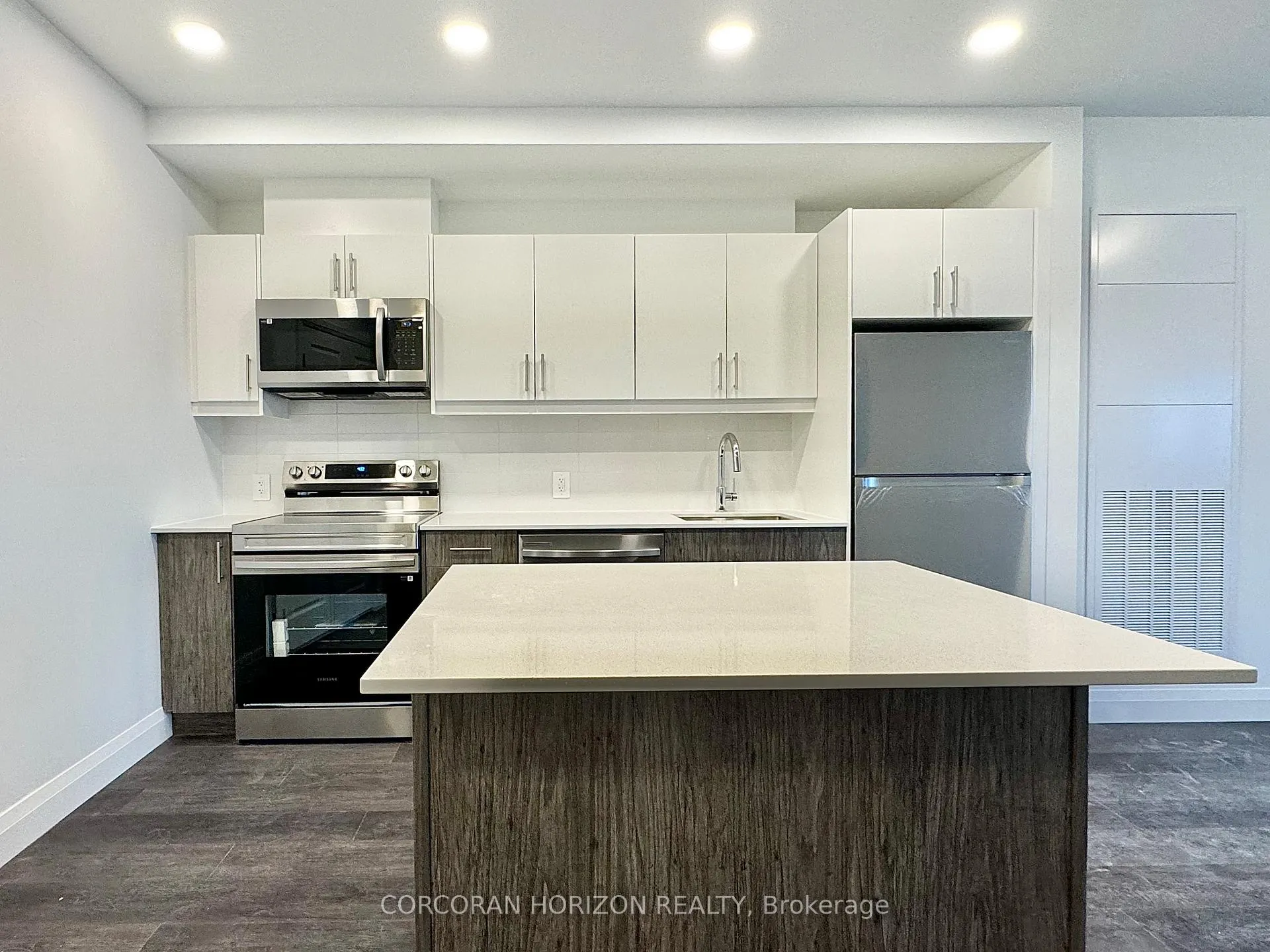 Photo 1 of Unit 606, 1333 Weber Street E, Kitchener — HOMEH