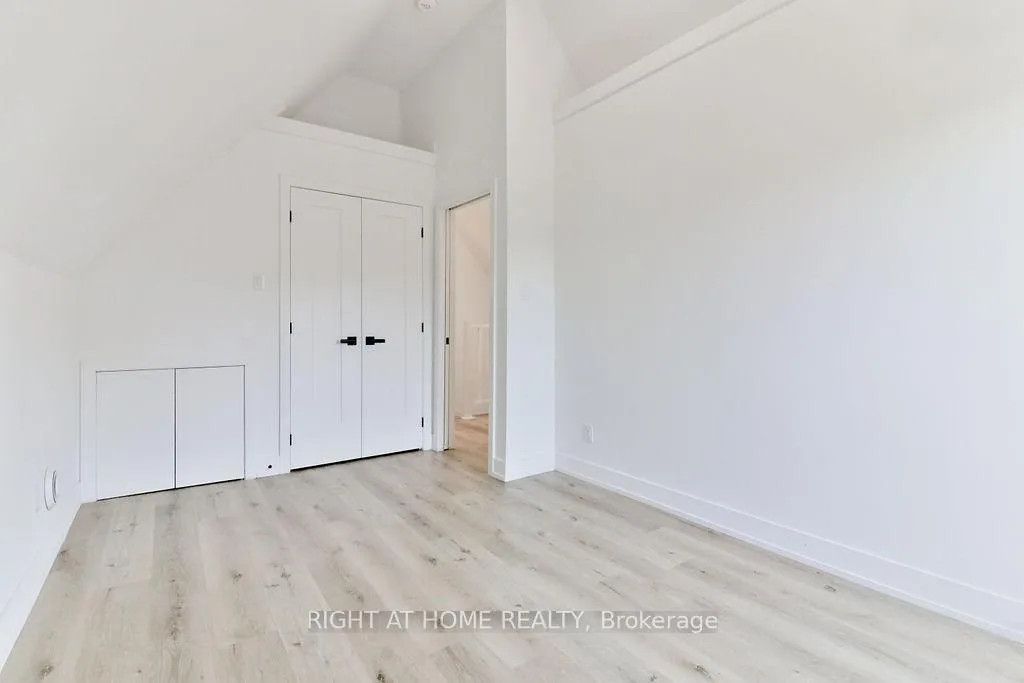 Photo 11 of Unit 3, 45 Brock Avenue, Toronto, South Parkdale — HOMEH