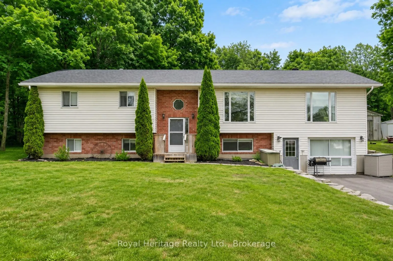 Photo 2 of 93 Tannery Road, Madoc — HOMEH