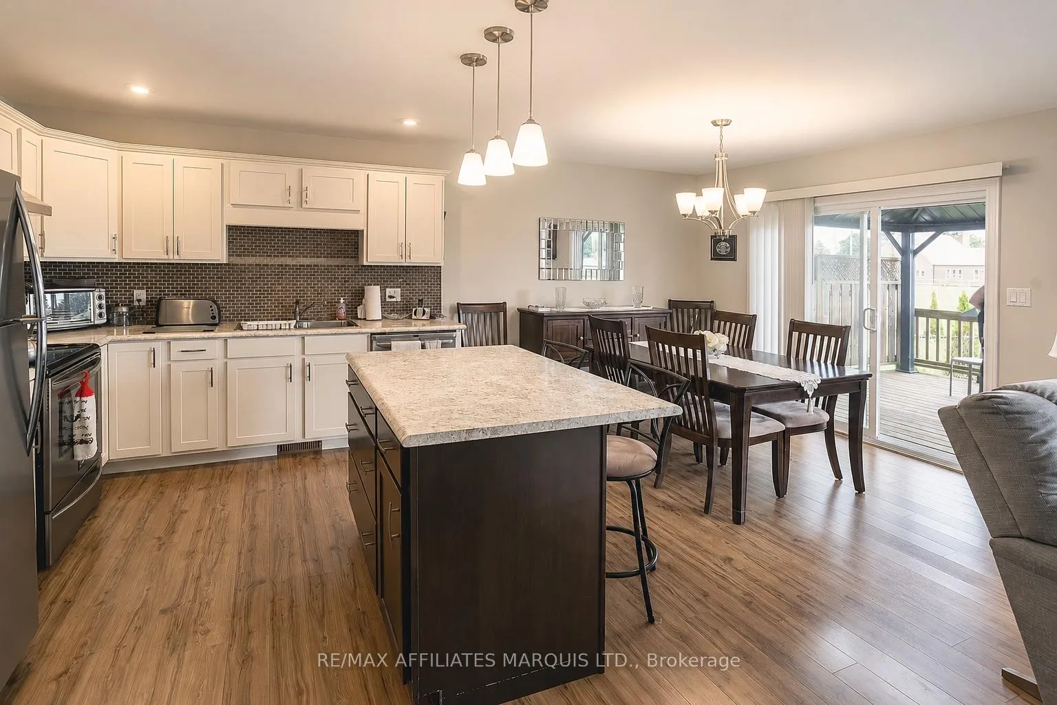 Photo 8 of 23B Caldwell Drive, South Dundas, Iroquois — HOMEH
