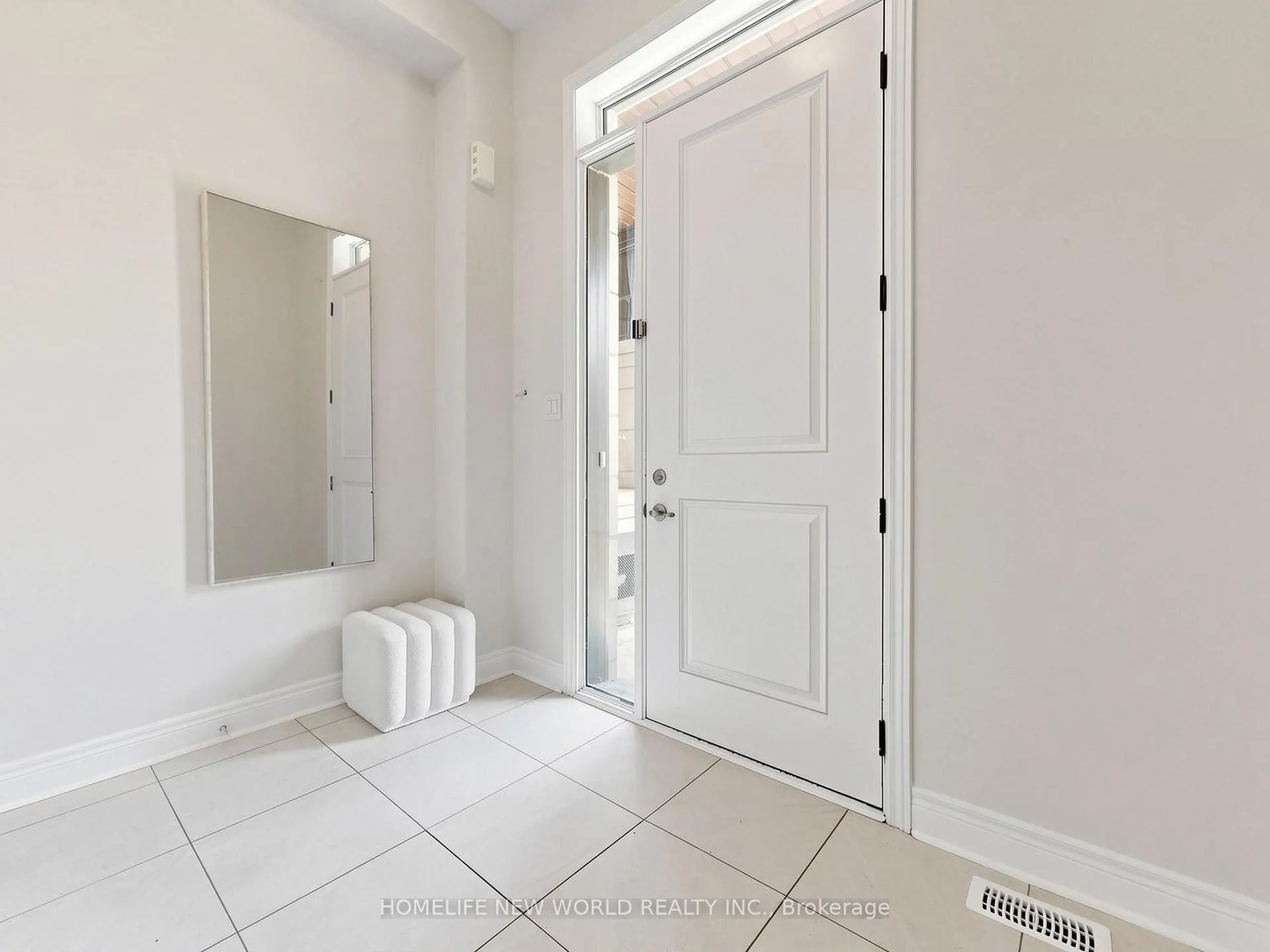 Photo 12 of 590 Marc Santi Boulevard, Vaughan, Patterson — HOMEH