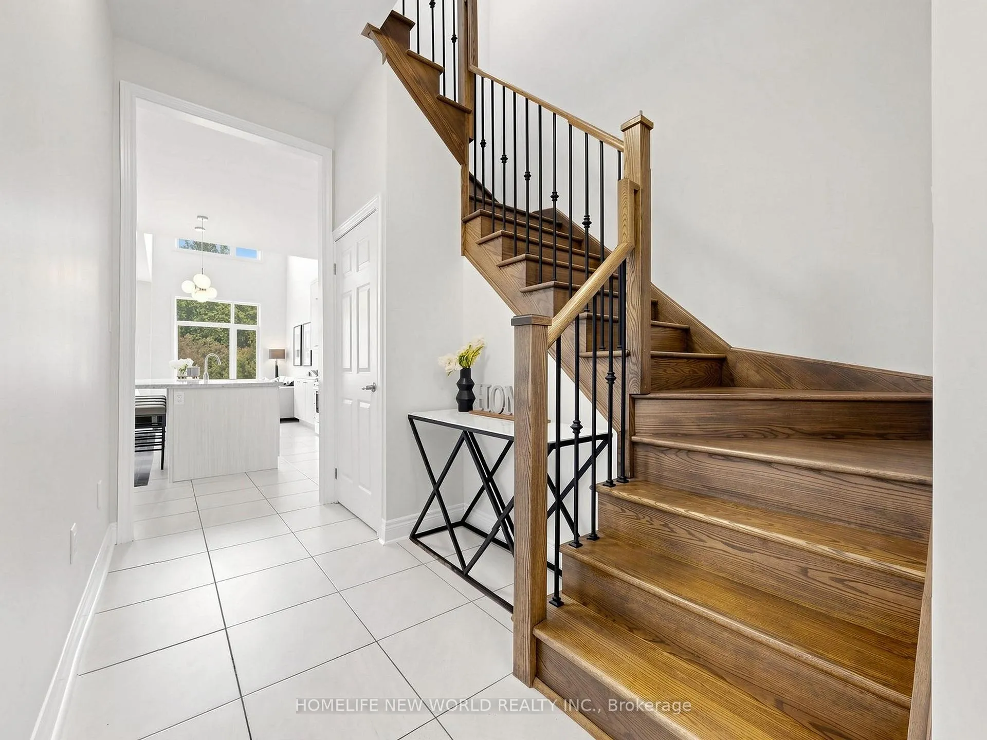 Photo 13 of 590 Marc Santi Boulevard, Vaughan, Patterson — HOMEH