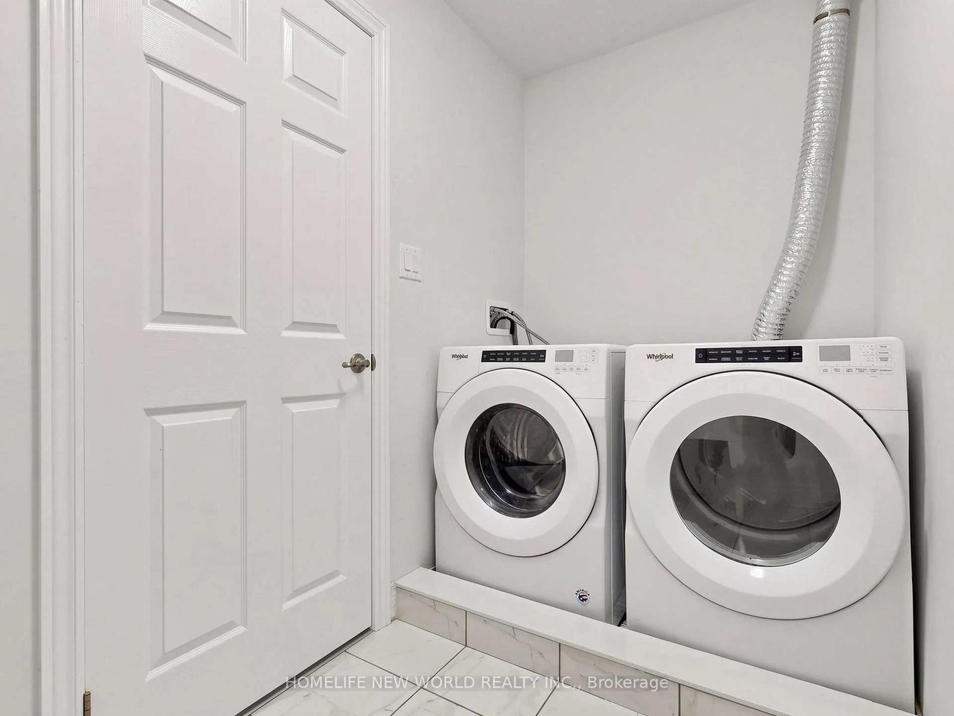 Photo 14 of 590 Marc Santi Boulevard, Vaughan, Patterson — HOMEH
