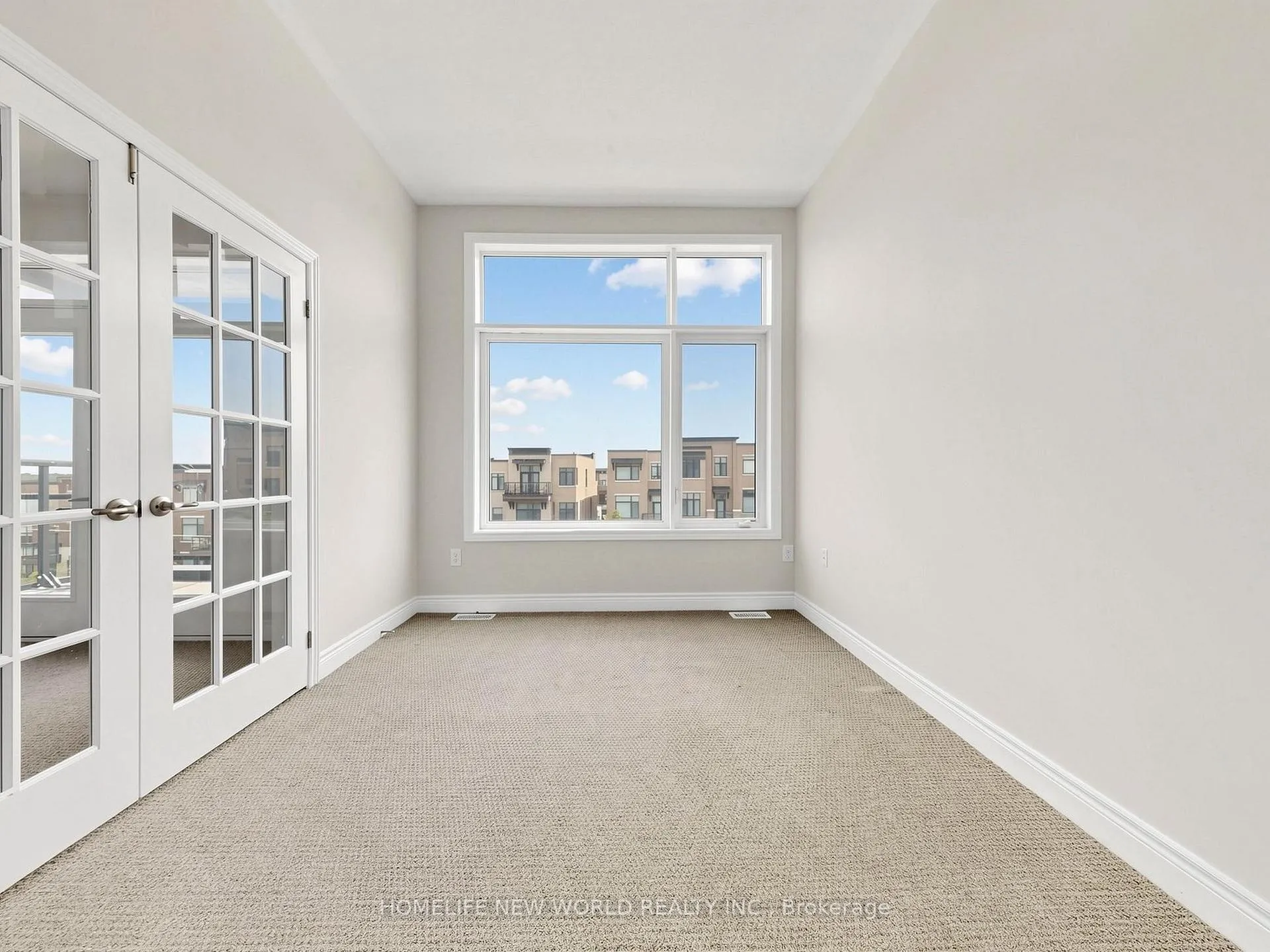 Photo 27 of 590 Marc Santi Boulevard, Vaughan, Patterson — HOMEH