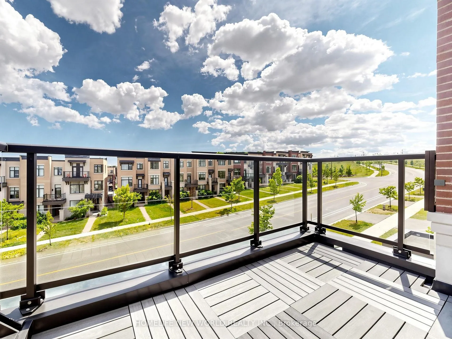 Photo 29 of 590 Marc Santi Boulevard, Vaughan, Patterson — HOMEH