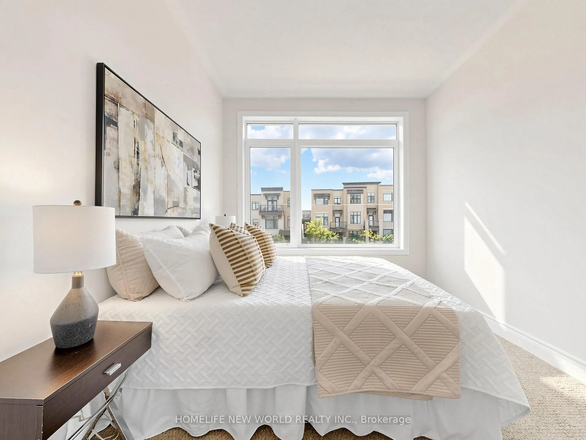 Photo 33 of 590 Marc Santi Boulevard, Vaughan, Patterson — HOMEH