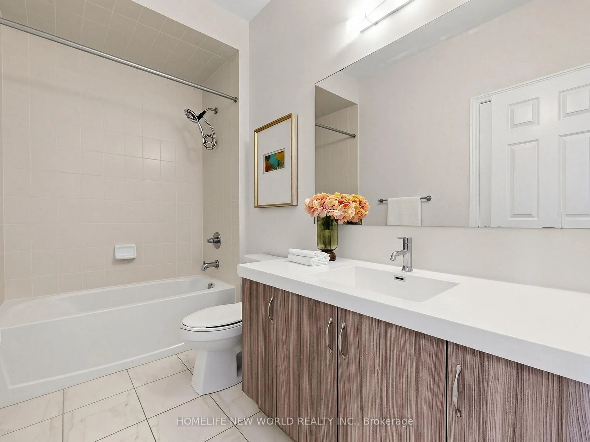 Photo 37 of 590 Marc Santi Boulevard, Vaughan, Patterson — HOMEH