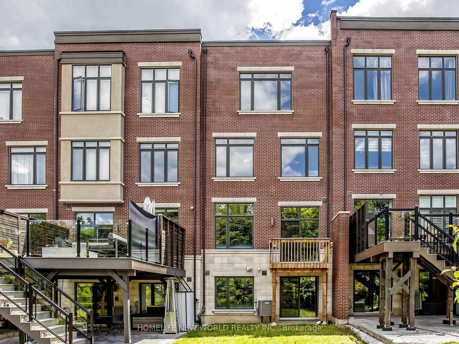 Photo 41 of 590 Marc Santi Boulevard, Vaughan, Patterson — HOMEH
