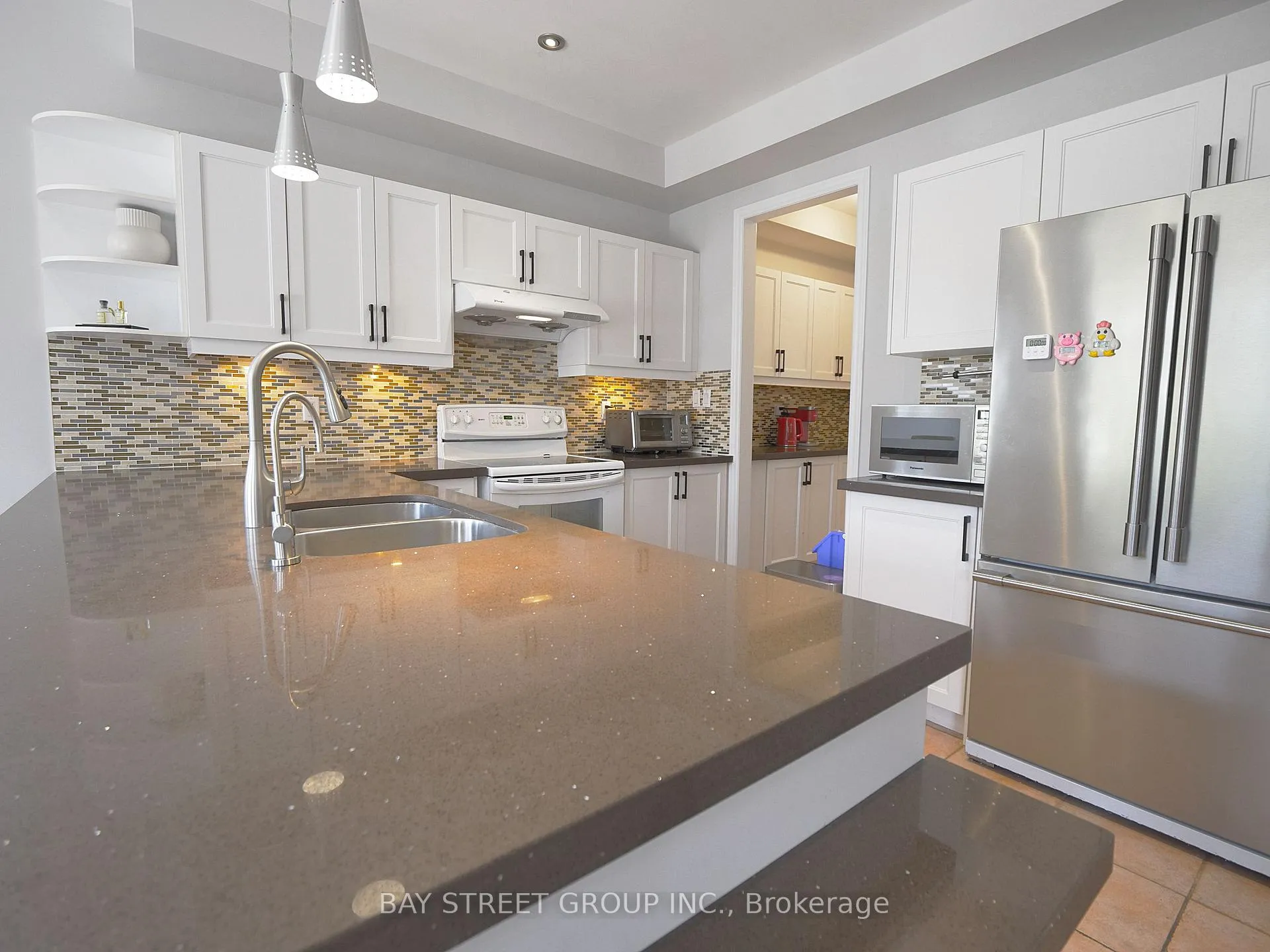 Photo 9 of 346 Castan Avenue, Markham, Village Green-South Unionville — HOMEH
