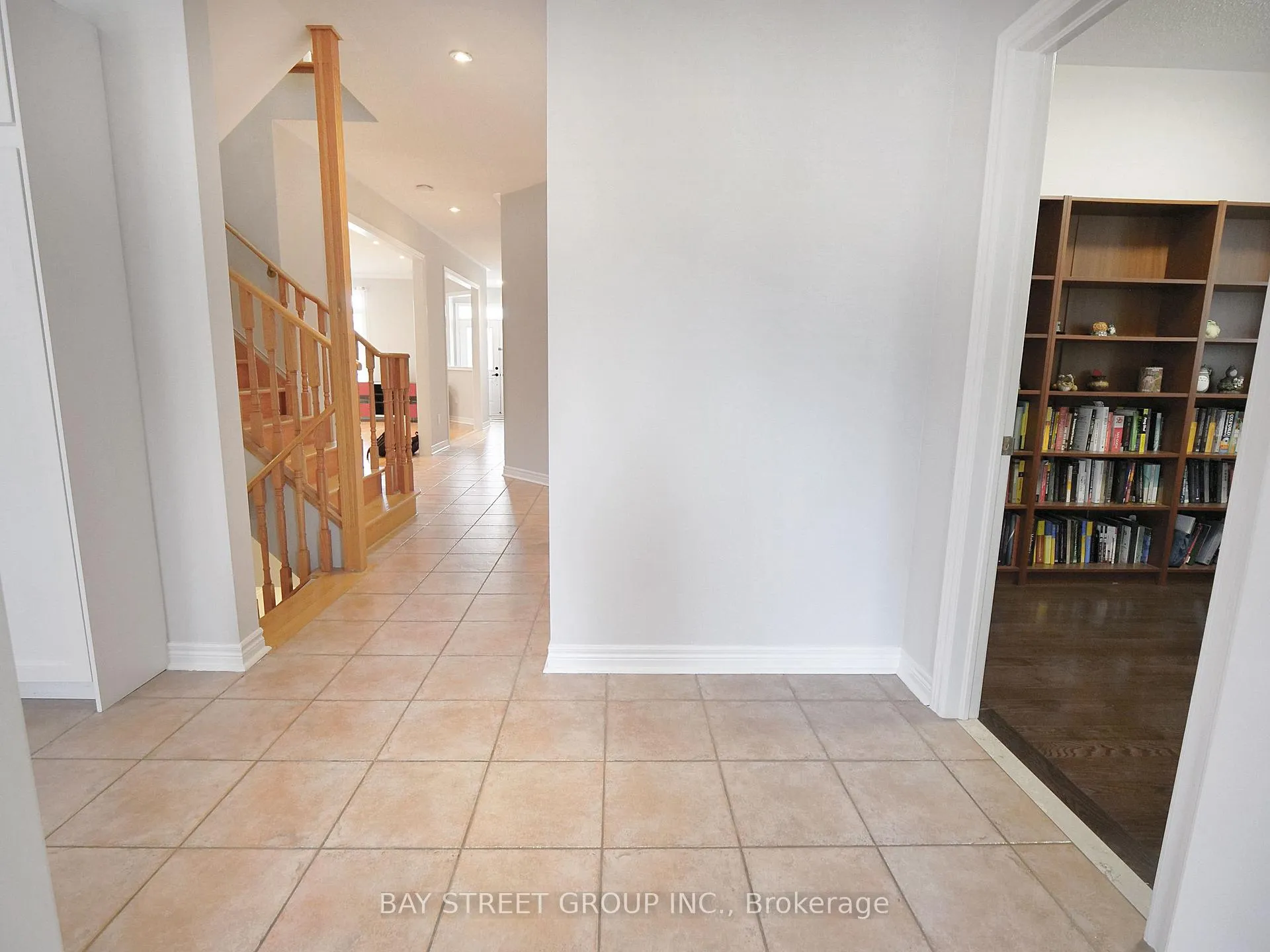 Photo 17 of 346 Castan Avenue, Markham, Village Green-South Unionville — HOMEH