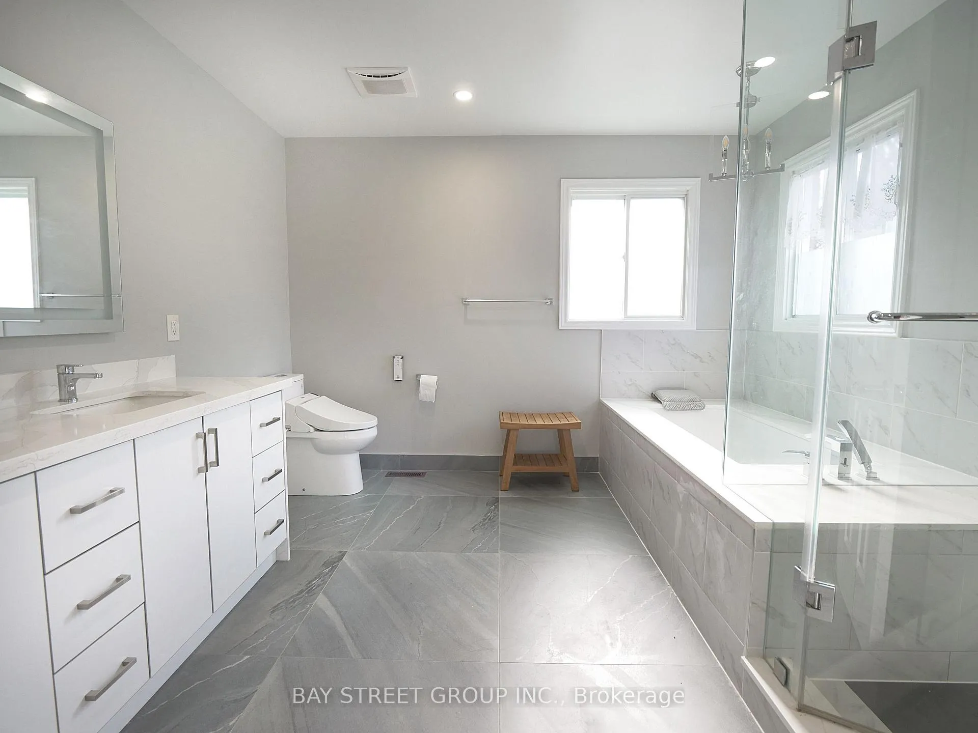Photo 25 of 346 Castan Avenue, Markham, Village Green-South Unionville — HOMEH
