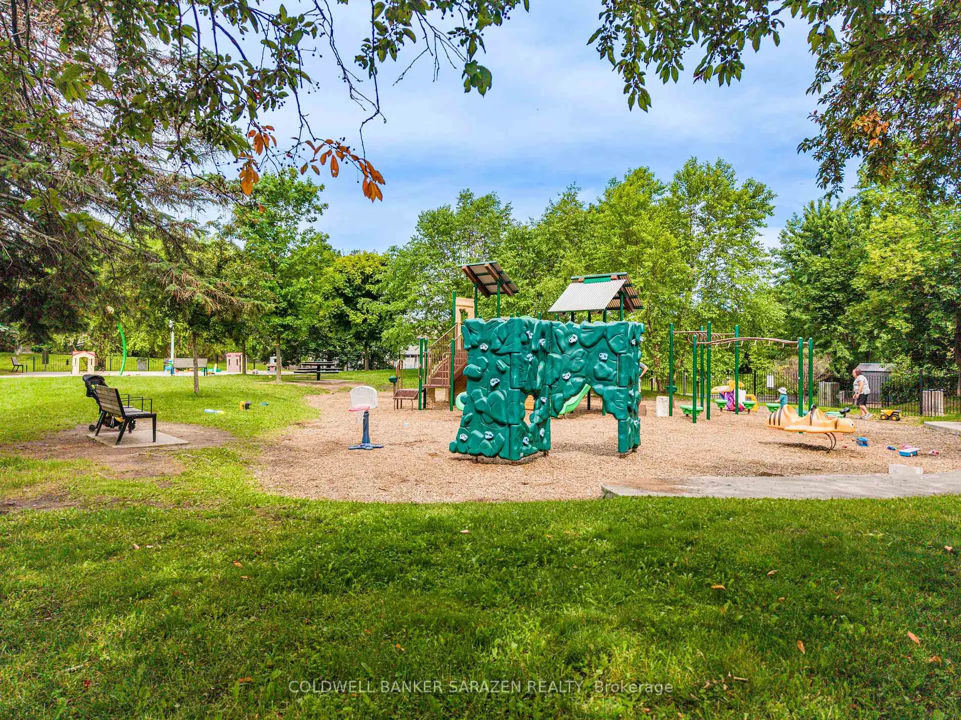 Photo 32 of 158 Primrose Avenue, Ottawa, West Centre Town — HOMEH