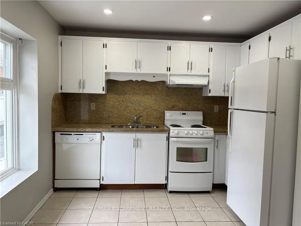 Photo 2 of Unit 2F & 3F, 269 Main Street W, Hamilton, Kirkendall — HOMEH