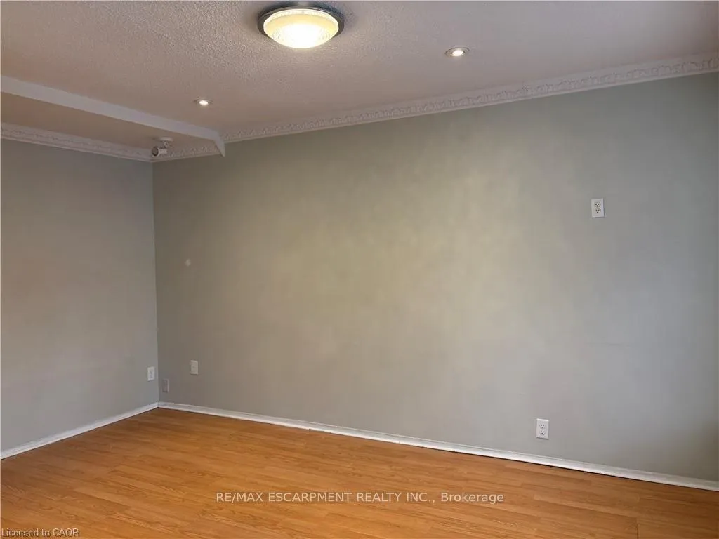 Photo 5 of Unit 2F & 3F, 269 Main Street W, Hamilton, Kirkendall — HOMEH