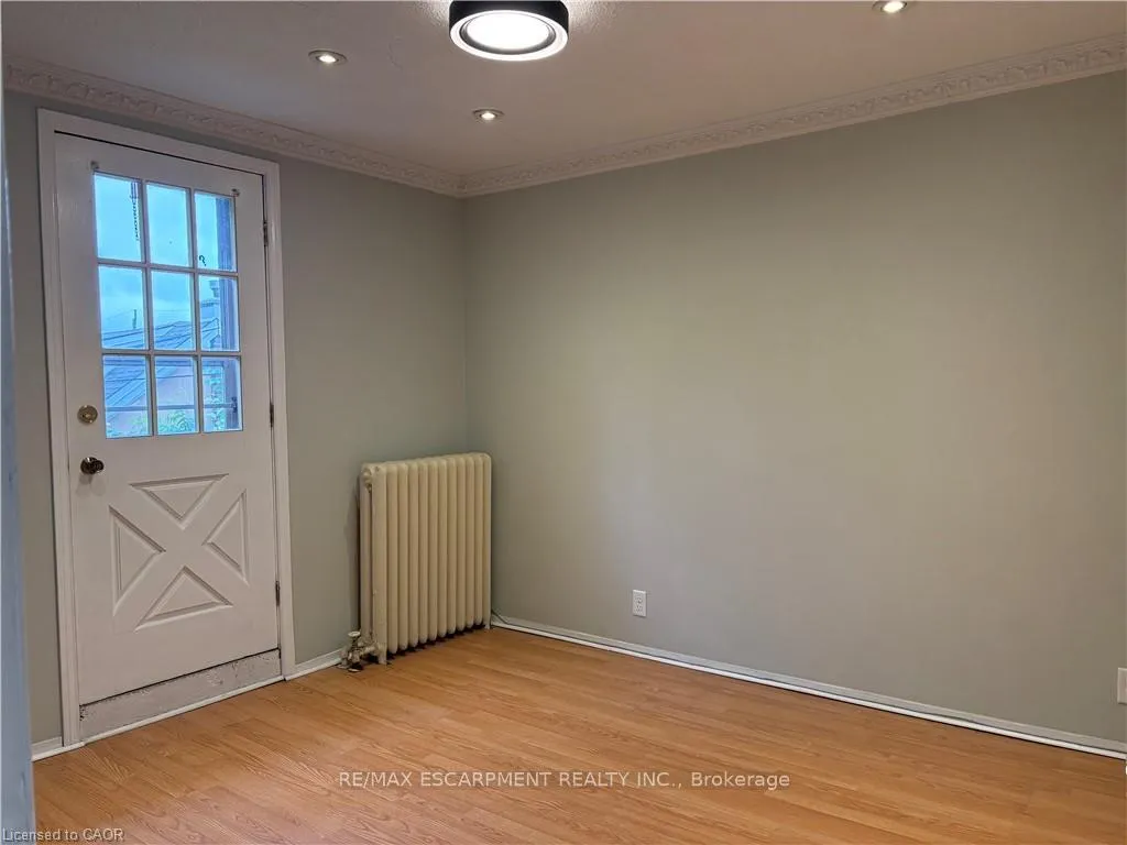 Photo 6 of Unit 2F & 3F, 269 Main Street W, Hamilton, Kirkendall — HOMEH