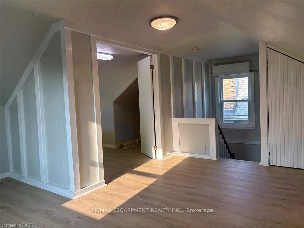 Photo 11 of Unit 2F & 3F, 269 Main Street W, Hamilton, Kirkendall — HOMEH