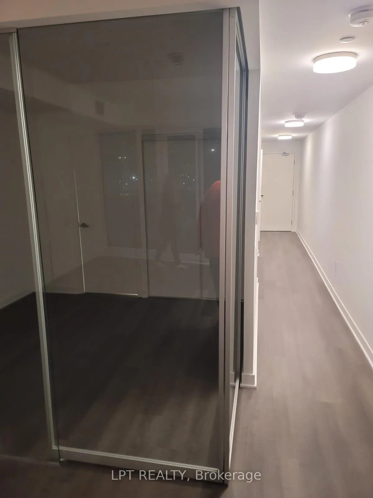 Photo 7 of Unit 220, 3900 Confederation Parkway, Mississauga, City Centre — HOMEH
