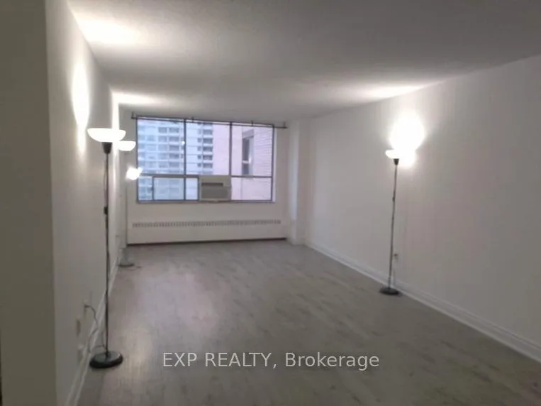 Photo 3 of Unit 816, 320 Dixon Road, Etobicoke, Kingsview Village-The Westway — HOMEH