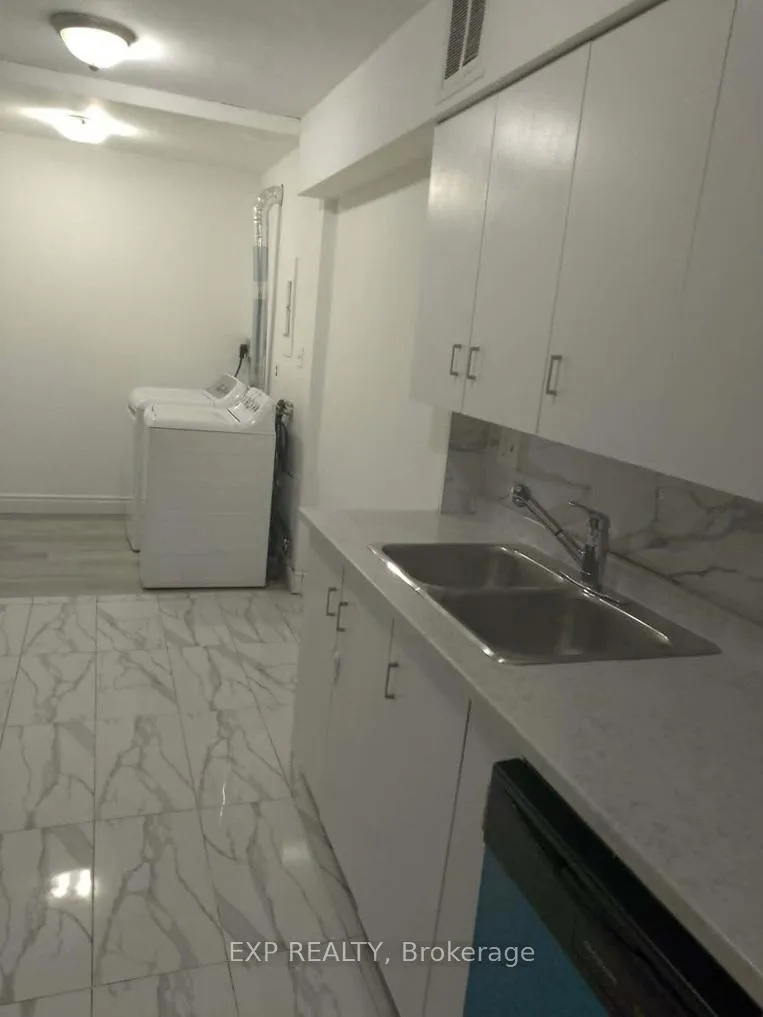 Photo 7 of Unit 816, 320 Dixon Road, Etobicoke, Kingsview Village-The Westway — HOMEH