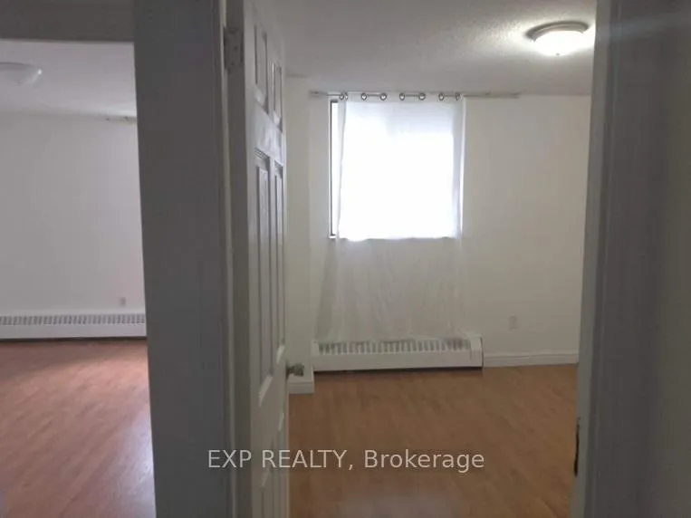 Photo 10 of Unit 816, 320 Dixon Road, Etobicoke, Kingsview Village-The Westway — HOMEH