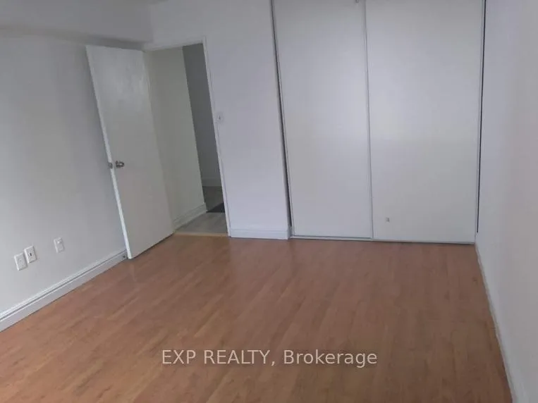 Photo 14 of Unit 816, 320 Dixon Road, Etobicoke, Kingsview Village-The Westway — HOMEH