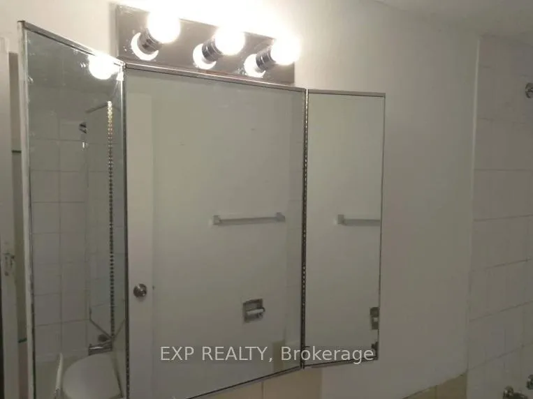 Photo 15 of Unit 816, 320 Dixon Road, Etobicoke, Kingsview Village-The Westway — HOMEH