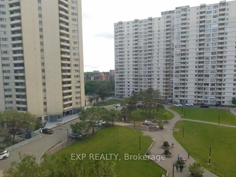 Photo 21 of Unit 816, 320 Dixon Road, Etobicoke, Kingsview Village-The Westway — HOMEH