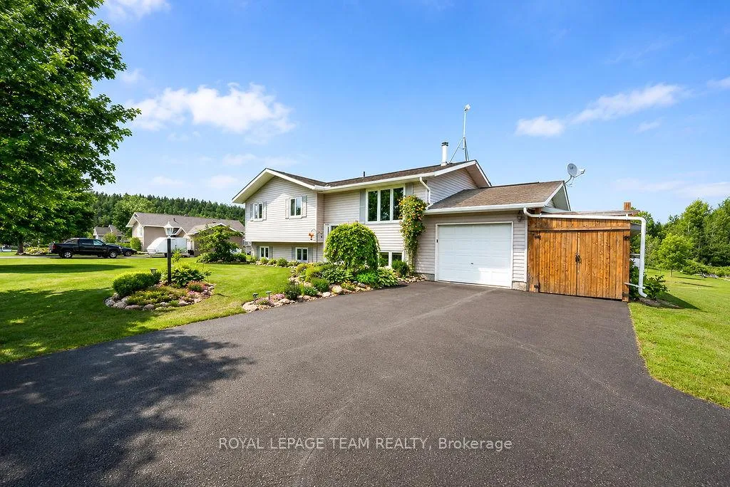 Photo 37 of 39 Biederman Road, North Algona Wilberforce, North Algona/Wilberforce Twp — HOMEH