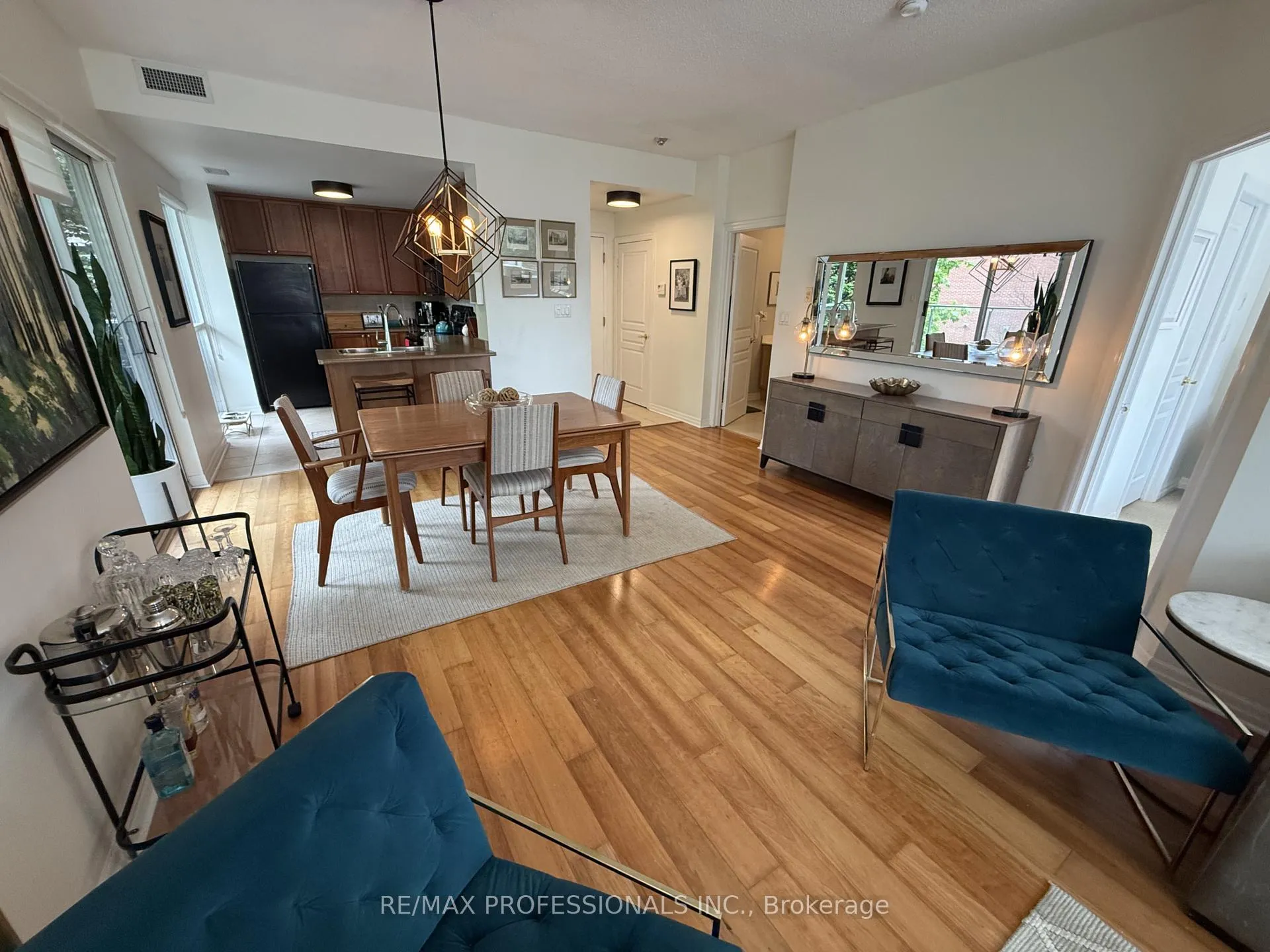 Photo 15 of Unit 216, 80 Port Street E, Mississauga, Port Credit — HOMEH