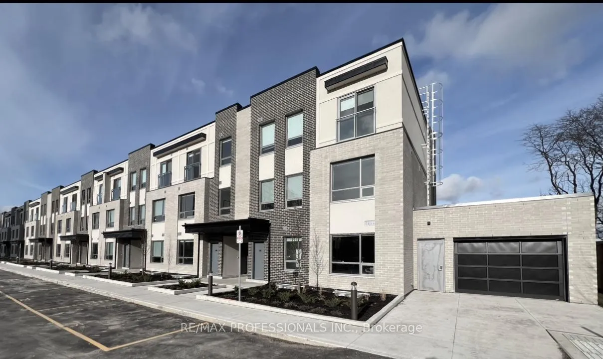 Photo of Unit 102, 62 Dixfield Drive