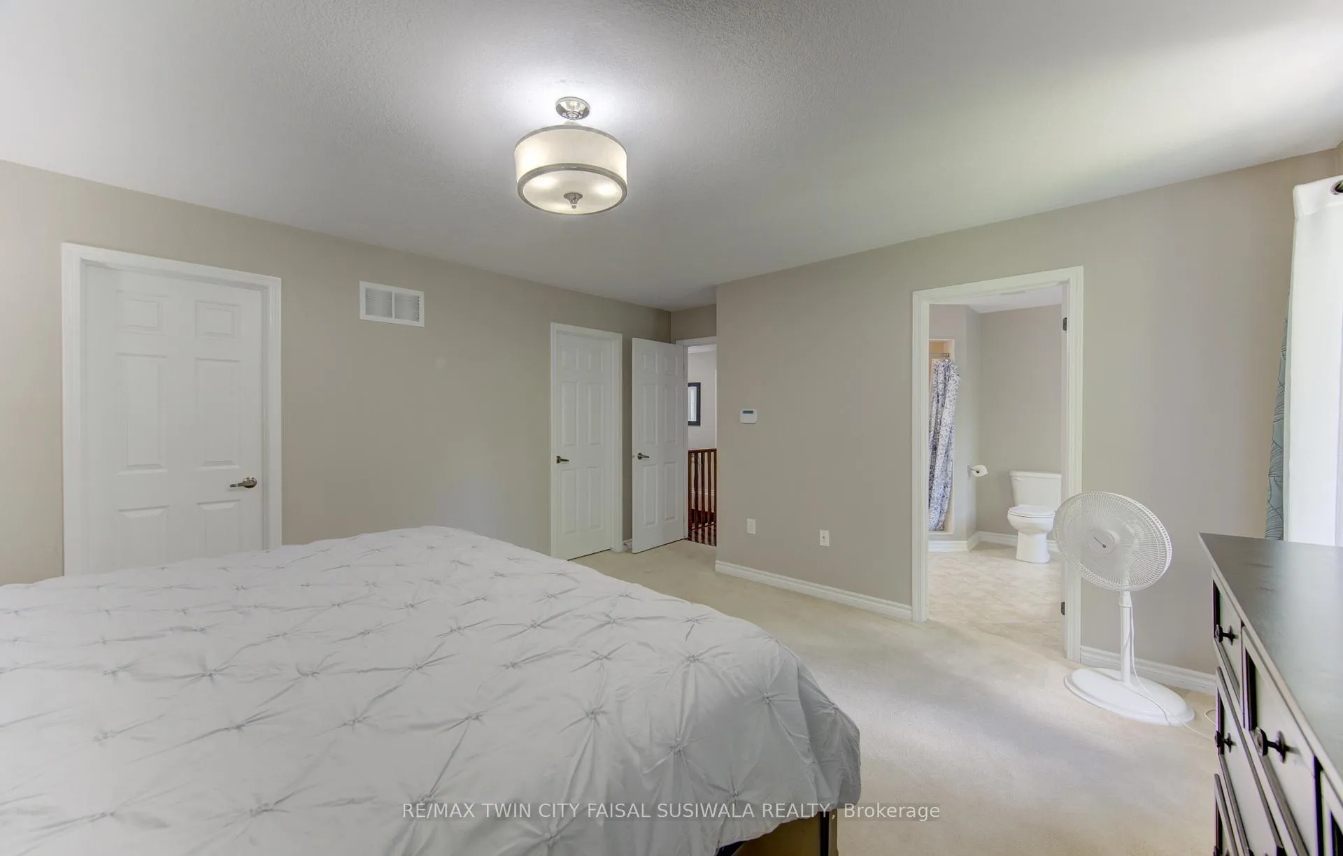 Photo 23 of 184 Fletcher Circle, Cambridge, Silver Heights — HOMEH