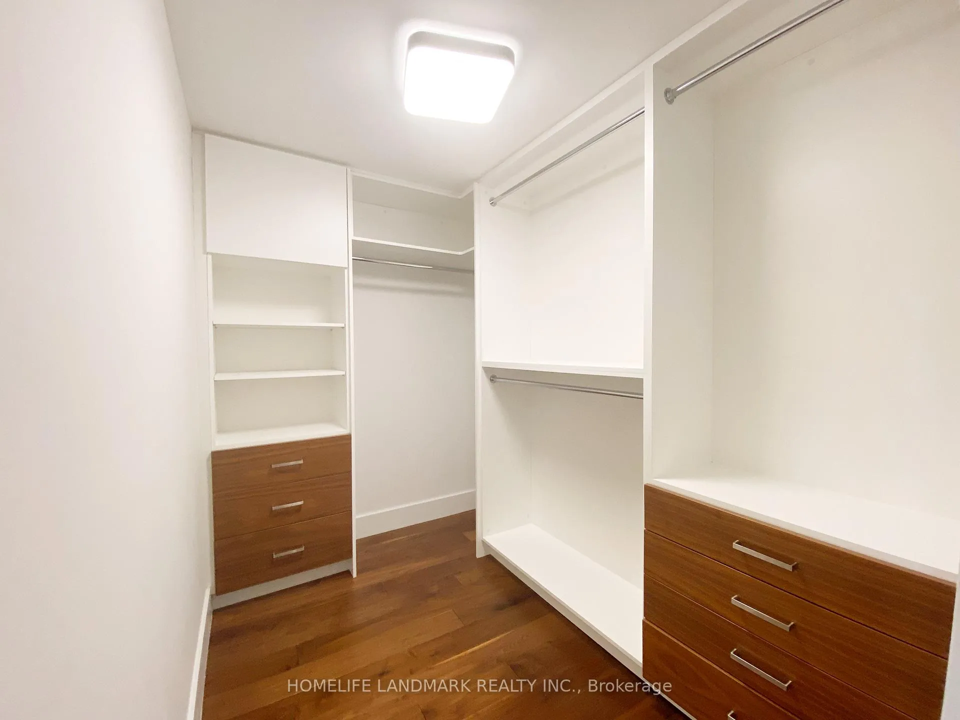 Photo 11 of 32 Elmer Avenue, Toronto, The Beaches — HOMEH