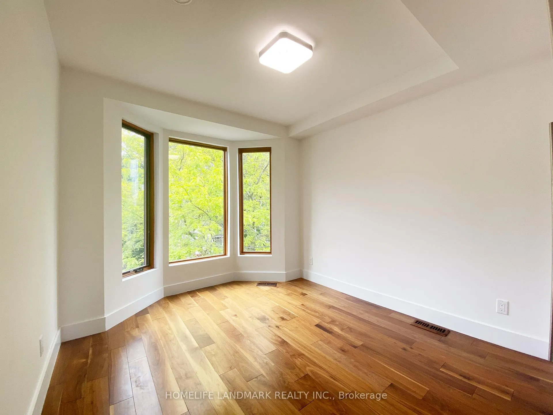 Photo 17 of 32 Elmer Avenue, Toronto, The Beaches — HOMEH