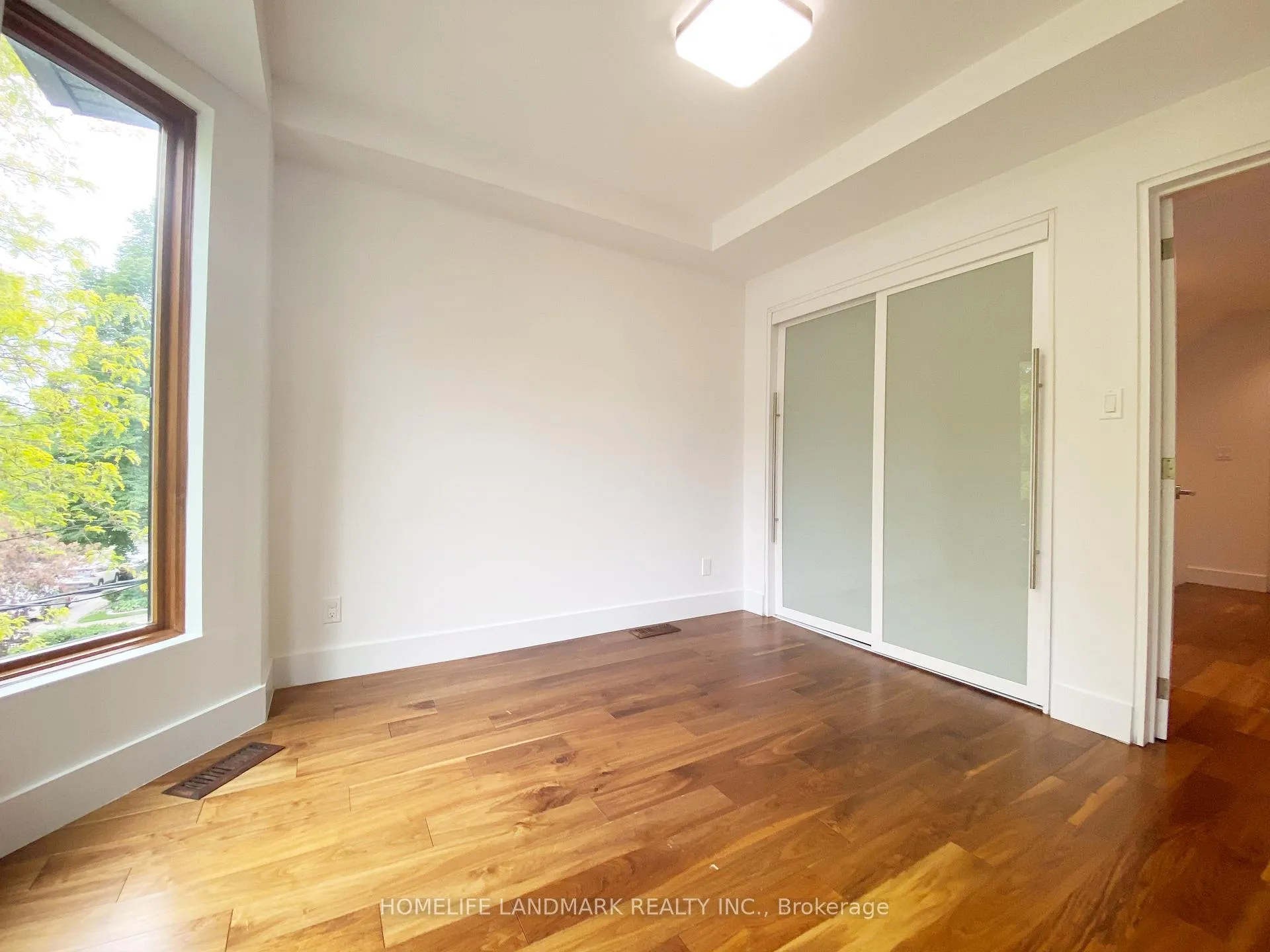 Photo 18 of 32 Elmer Avenue, Toronto, The Beaches — HOMEH