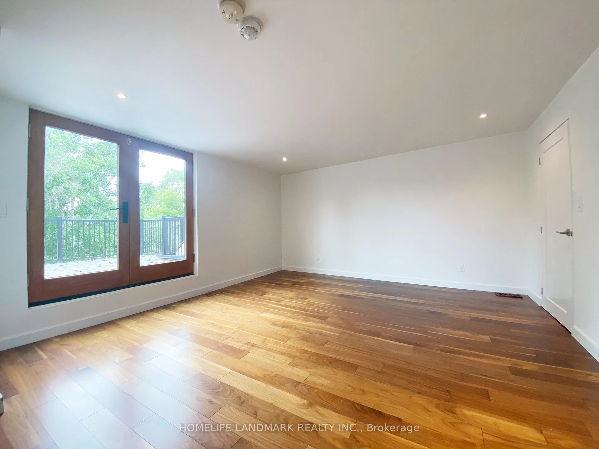 Photo 23 of 32 Elmer Avenue, Toronto, The Beaches — HOMEH