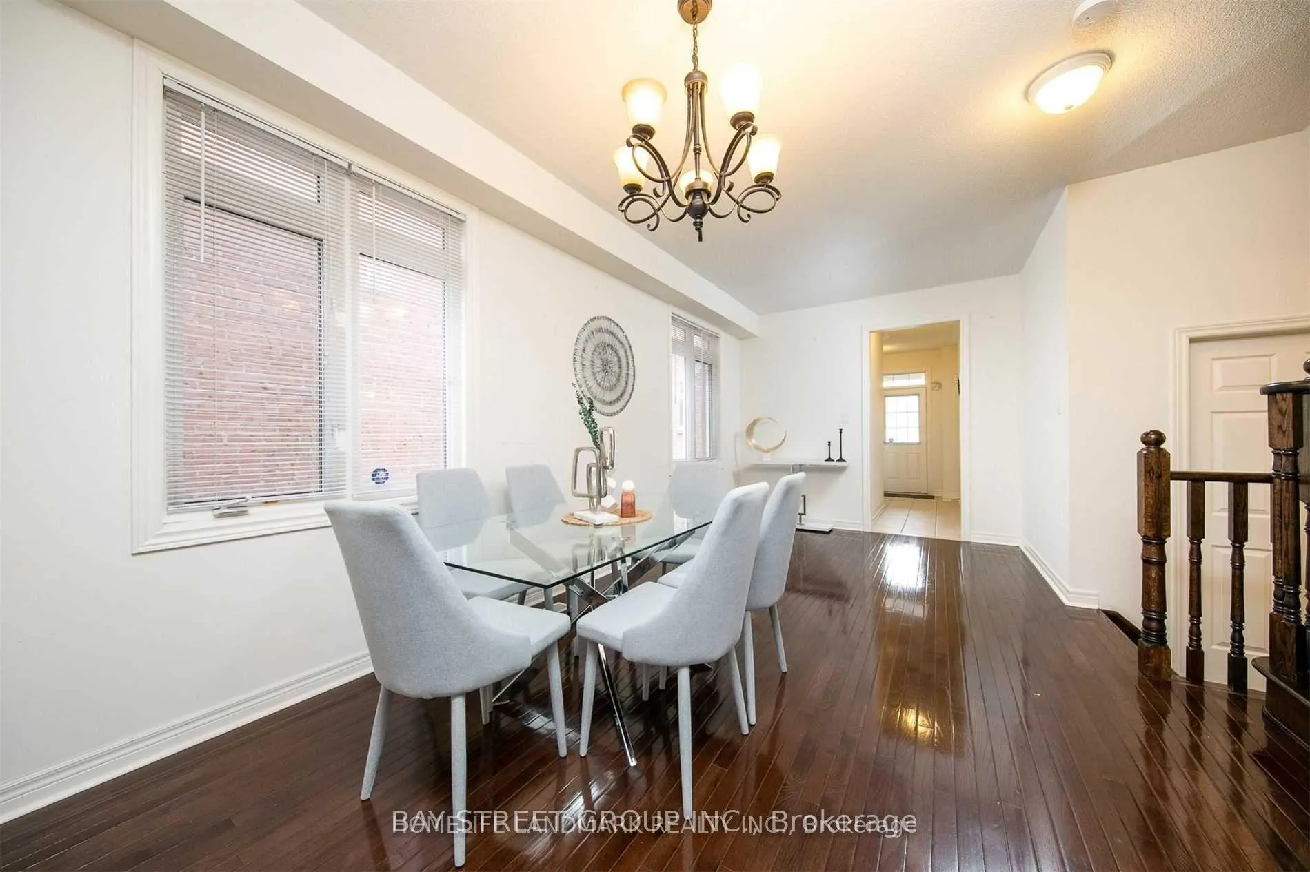 Photo 2 of 14 George Kirby Street, Vaughan, Patterson — HOMEH