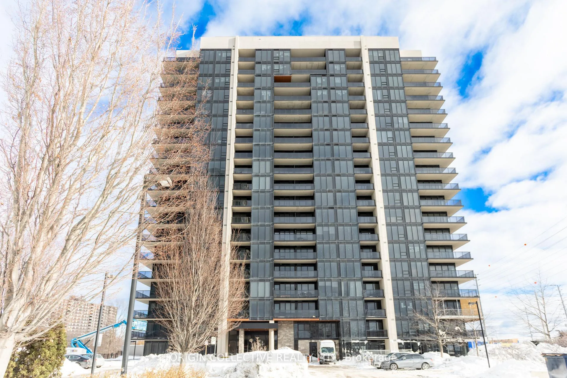 Front of Unit 605, 1035 Southdown Road