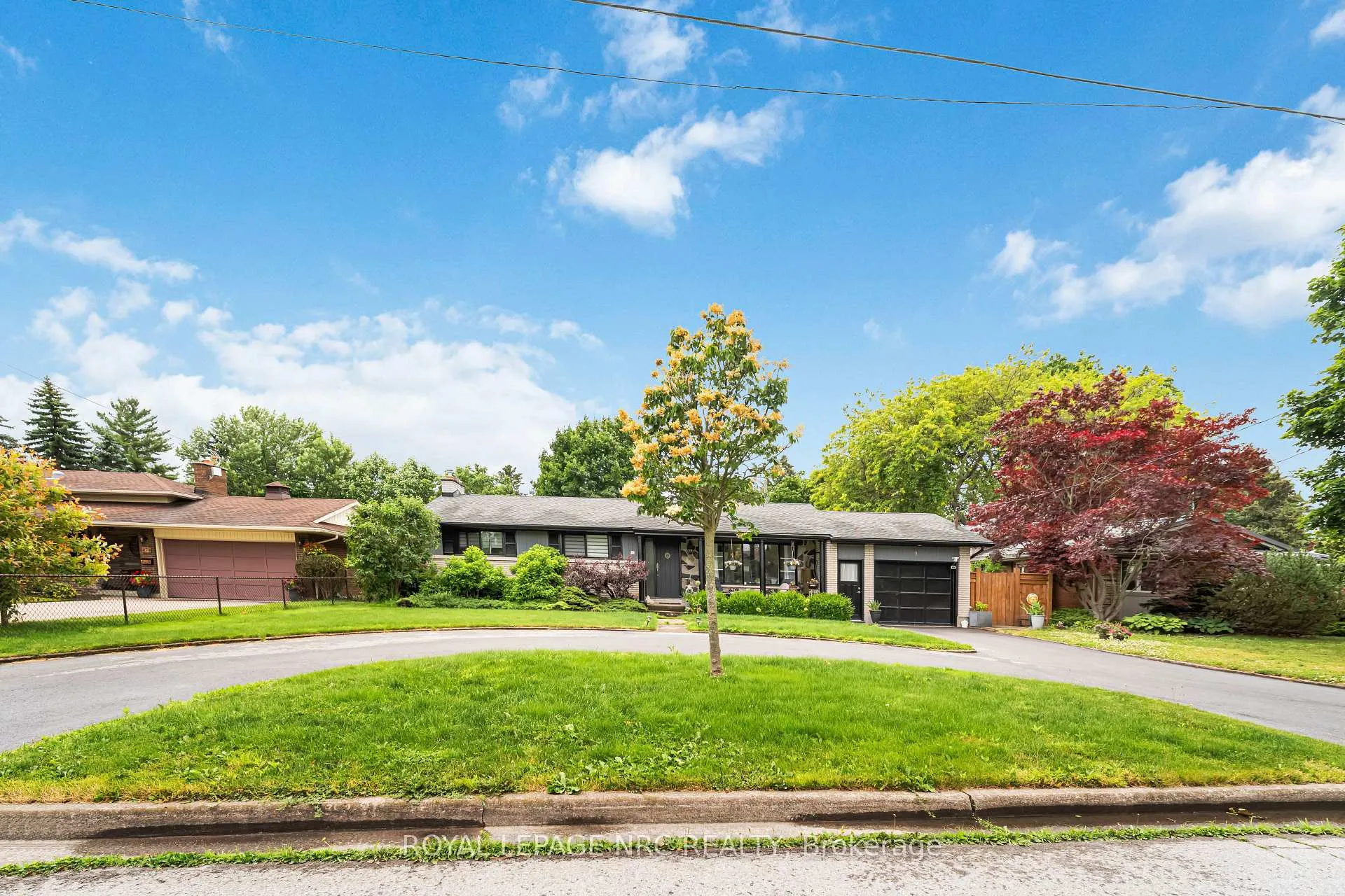 Photo 2 of 9 Cartier Drive, St. Catharines, Vine/Linwell — HOMEH