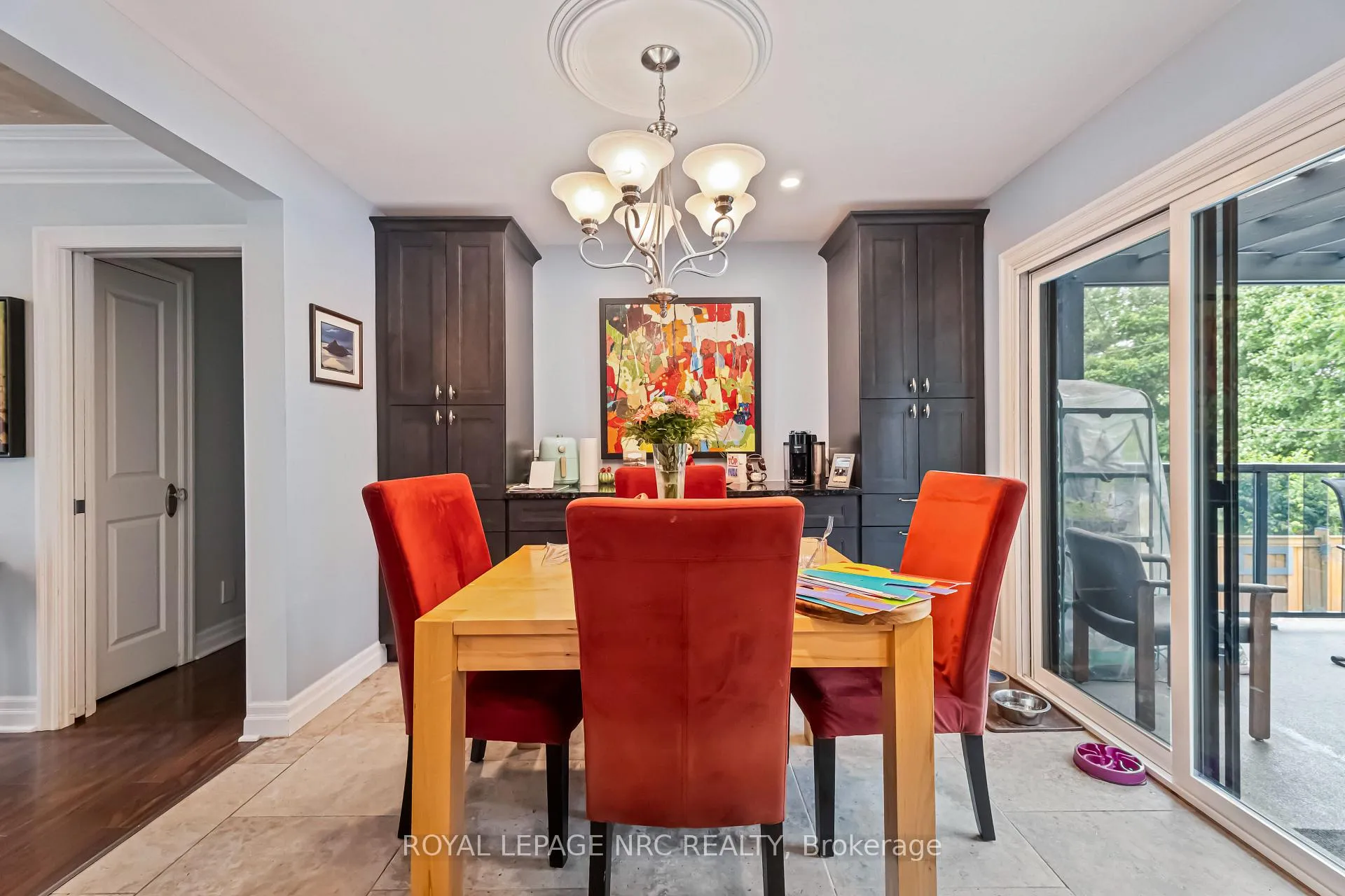 Photo 12 of 9 Cartier Drive, St. Catharines, Vine/Linwell — HOMEH