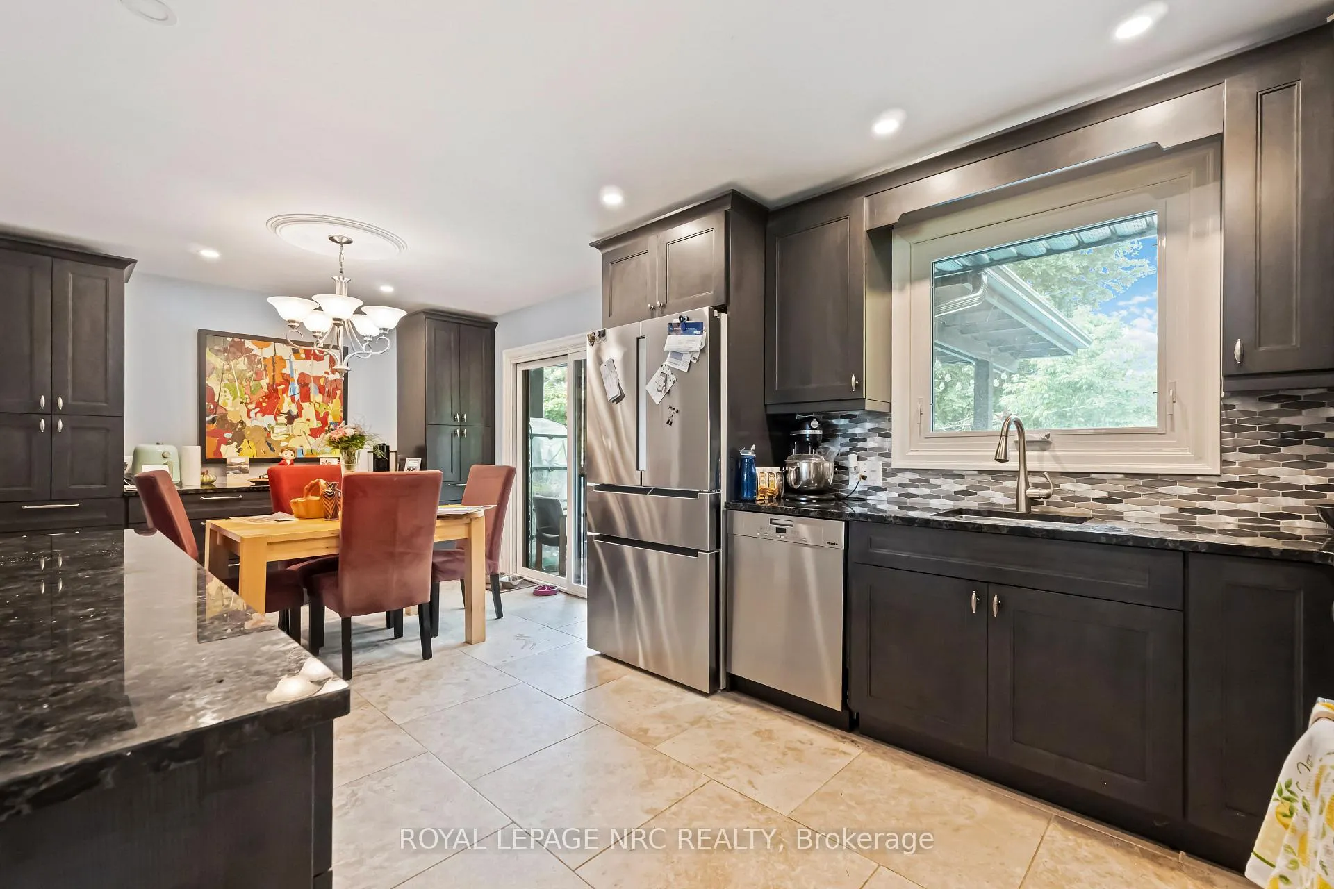 Photo 13 of 9 Cartier Drive, St. Catharines, Vine/Linwell — HOMEH
