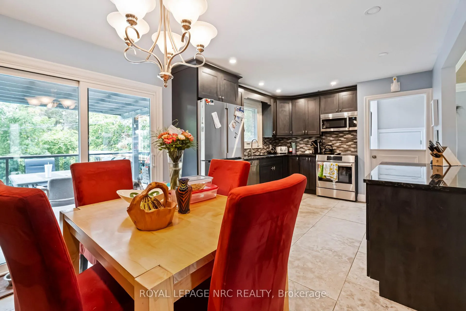 Photo 15 of 9 Cartier Drive, St. Catharines, Vine/Linwell — HOMEH