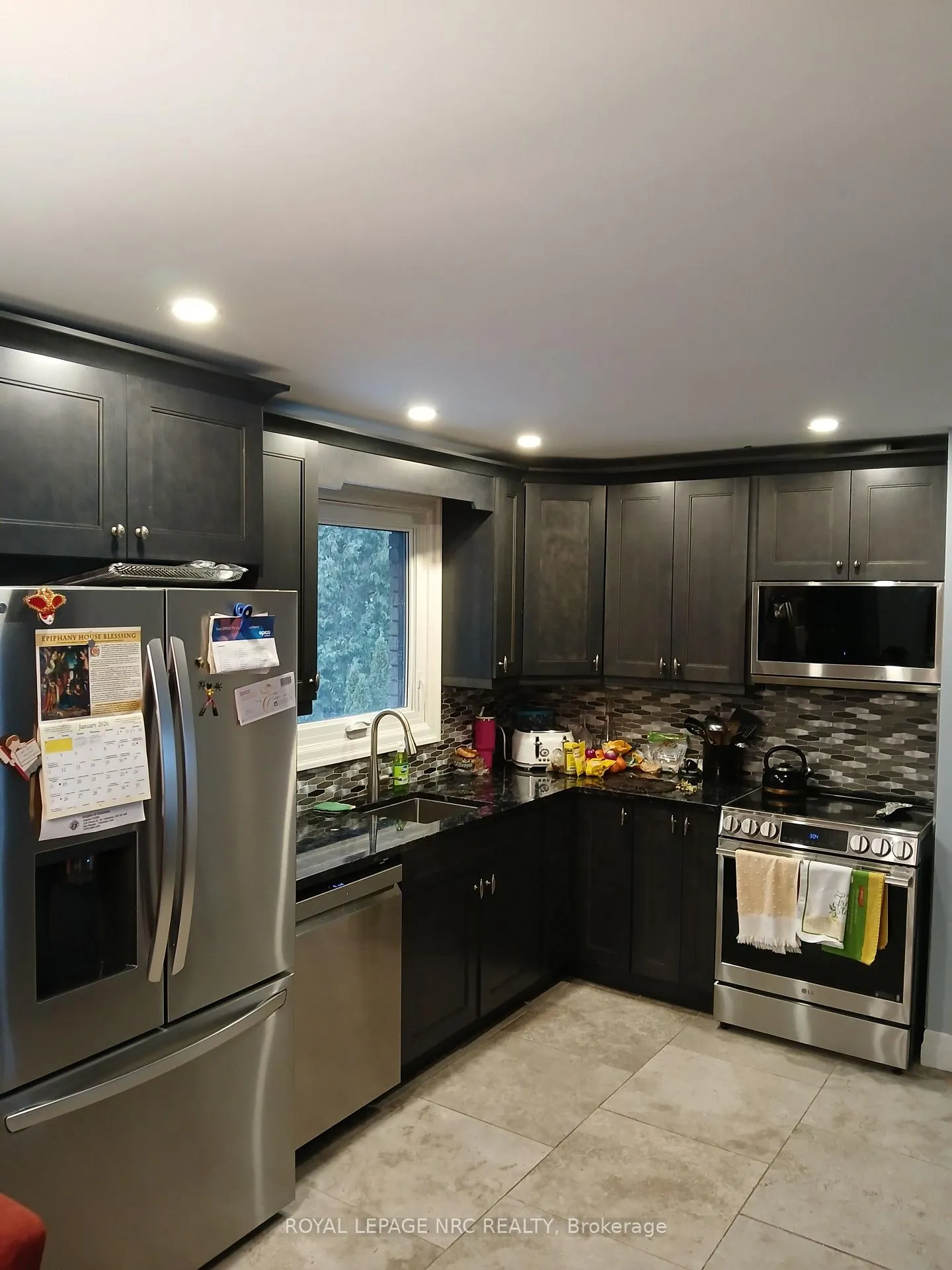 Photo 32 of 9 Cartier Drive, St. Catharines, Vine/Linwell — HOMEH