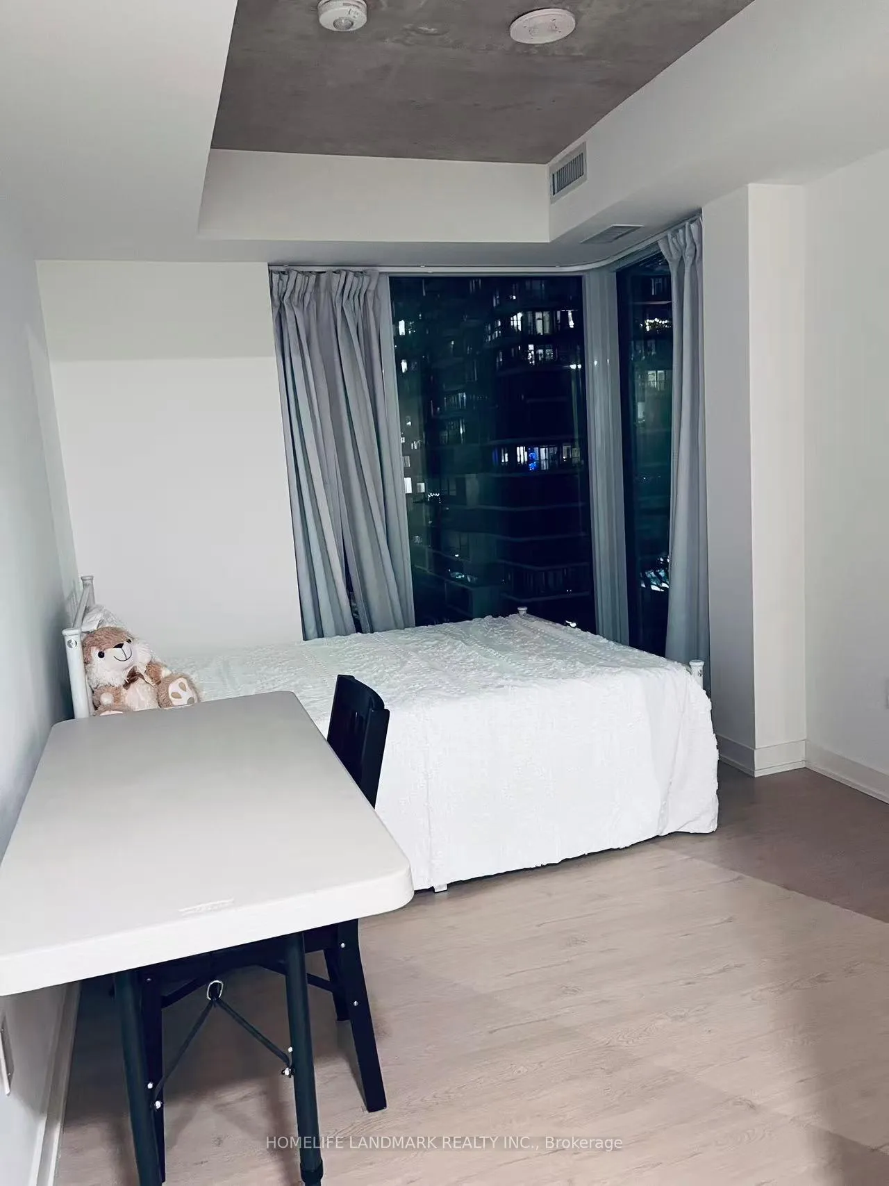 Photo 4 of Unit 704, 65 Mutual Street, Toronto, Church-Yonge Corridor — HOMEH